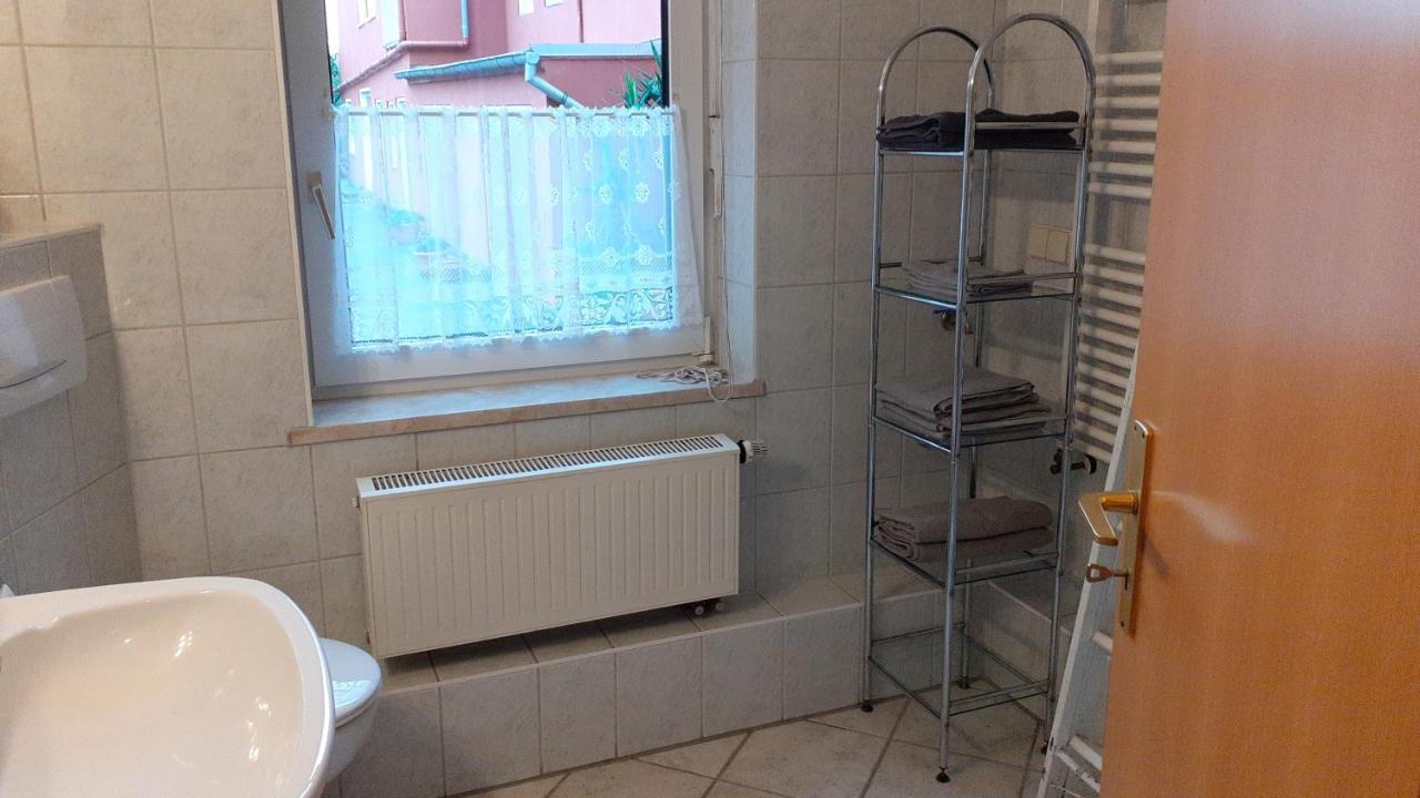 Gemutliche Zentrumsnahe Ferienwohnungen Mit Gemeinschaftsgarten Wittenberg Kültér fotó